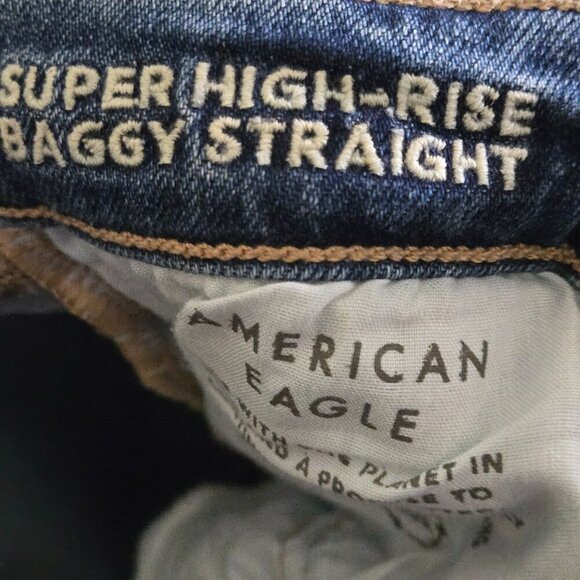 American Eagle Super High Rise Baggy Straight Cargo Jeans Size 0 - Picture 10 of 12